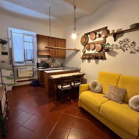 Apartamento Alloggio Ad Uso Turistico Piave 47 Gradoli Exterior foto